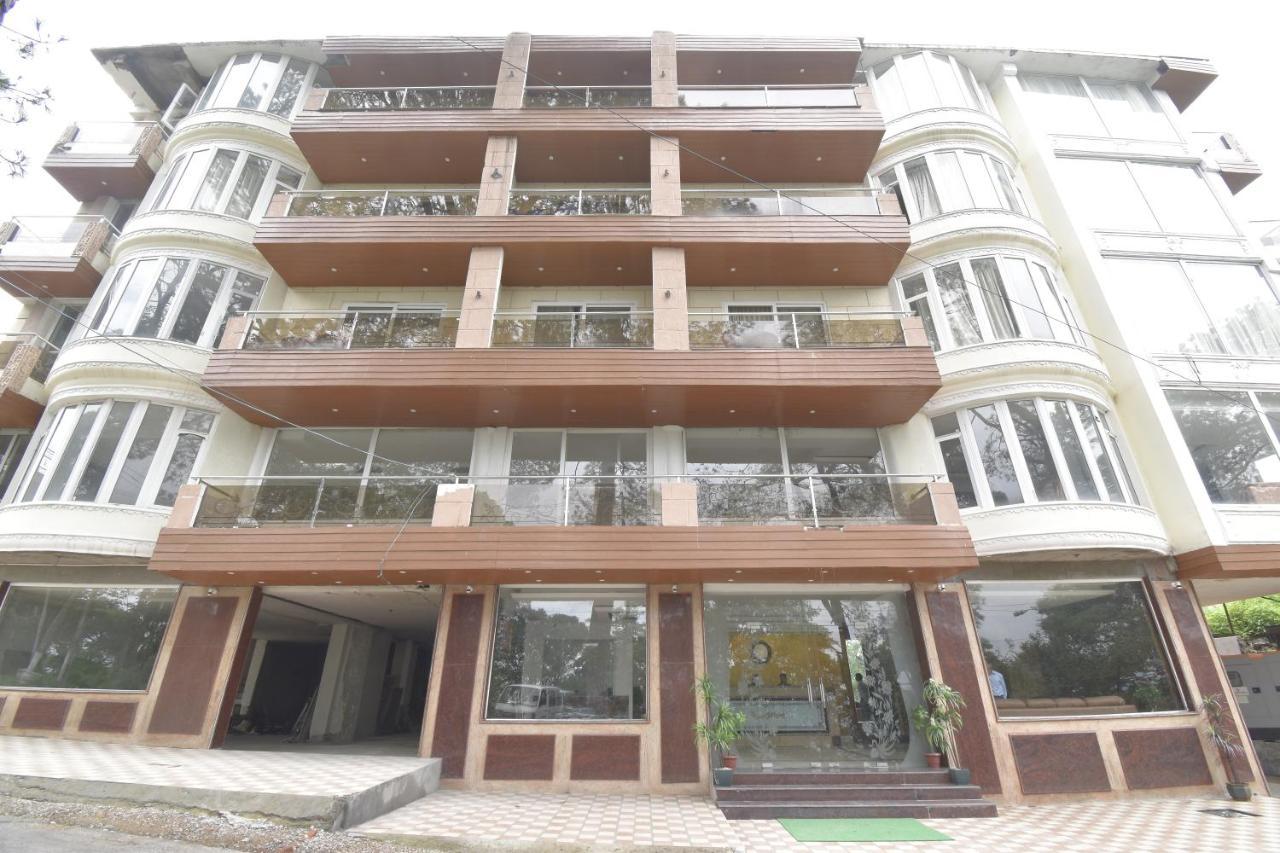 Hotel The Royal Castle Hot And Cold Centralized Dharamshala Exterior foto